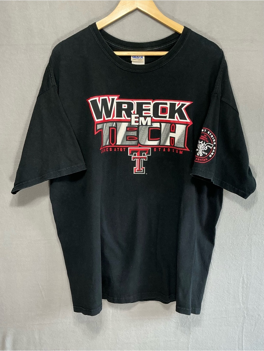 Vintage college 2010 Texas Tech Official Gameday Tee